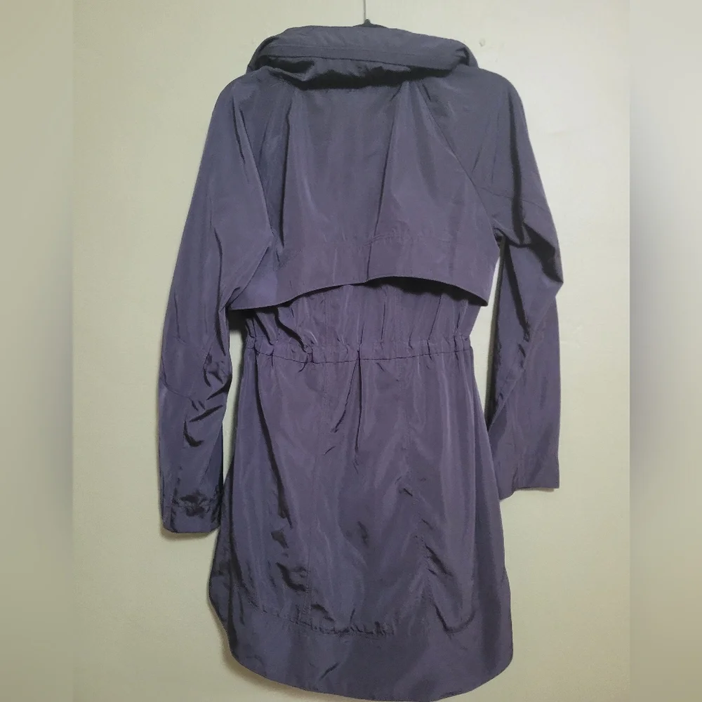 Athleta Hooded Zip Front Lightweight Trench Jacket Purple Size Small - Picture 3 of 4